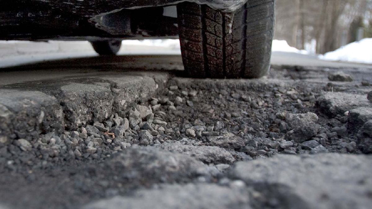 Can Potholes Damage Your Tires?
