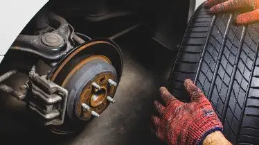 Critical Indicators Your Car Brakes Need Immediate Service and the Risks of Delaying