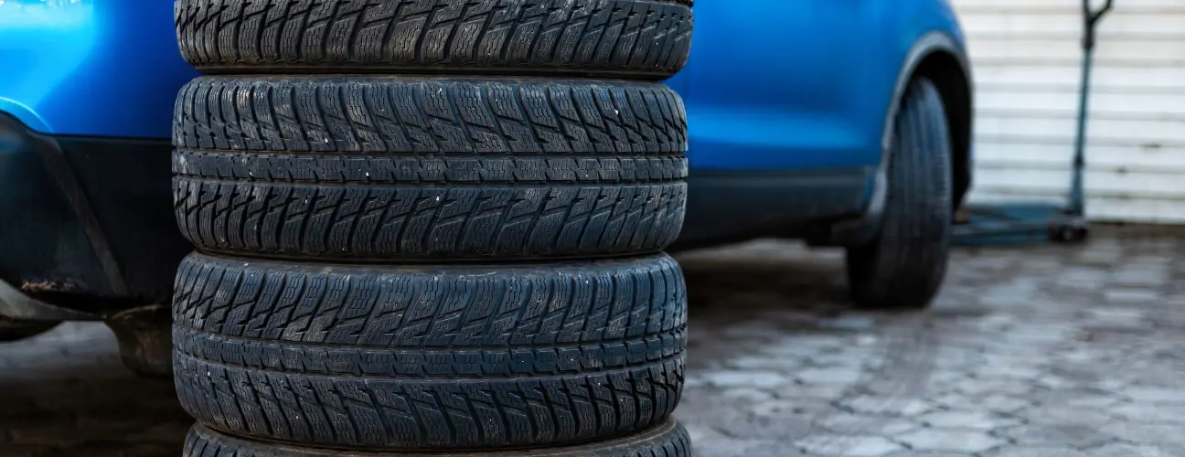 Tires for UAE’s Hybrid Vehicles: Balancing Efficiency and Performance